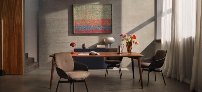 Rolf Benz eetkamerstoelen aan tafel